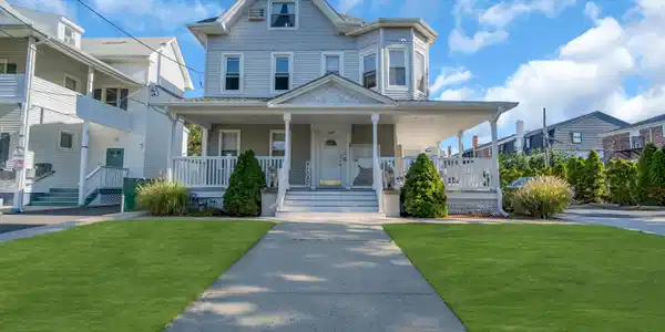 407 6th Avenue Unit 2