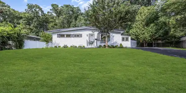 210 Parkview Terrace