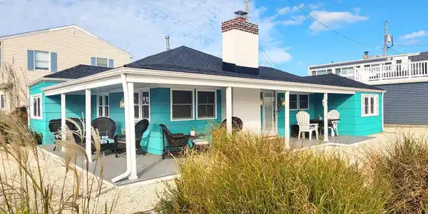 54 Silver Beach Road