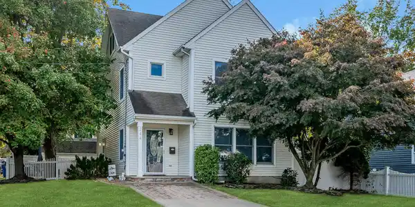 244 Bay Avenue