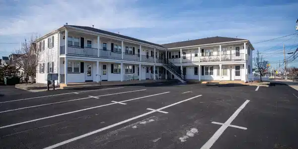 2204 Grand Central Avenue Unit 3