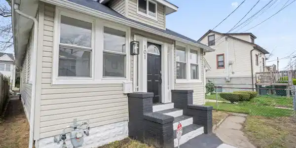 101 Forest Avenue