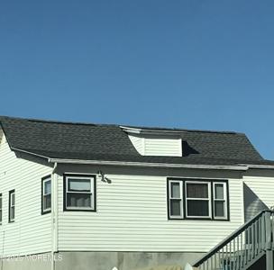 101 Center Avenue
