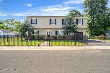 60 Maple Avenue