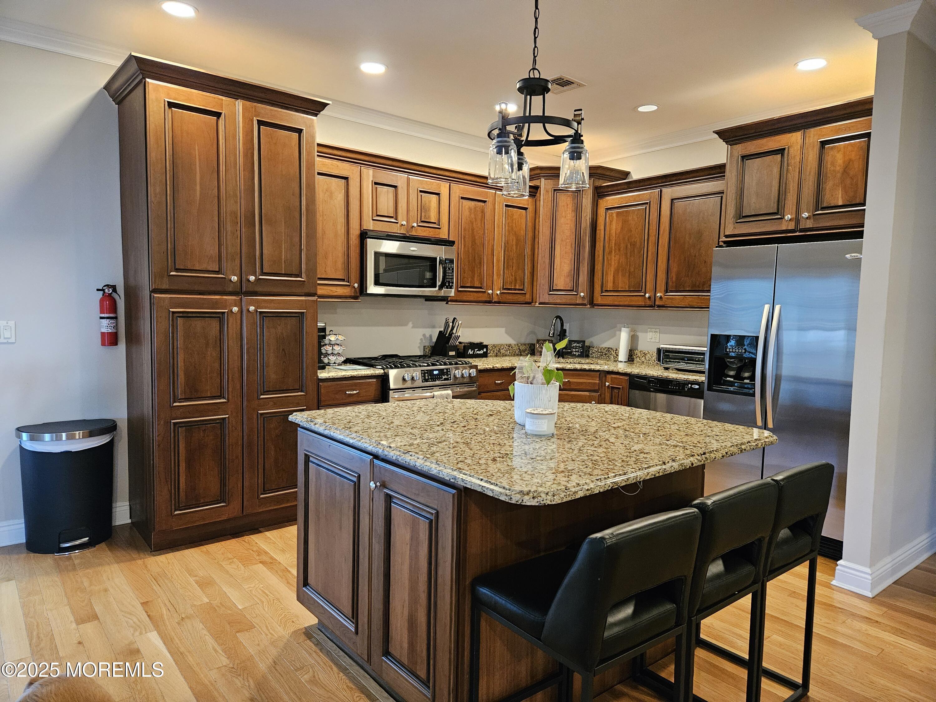 Image 3: Custom Kitchen