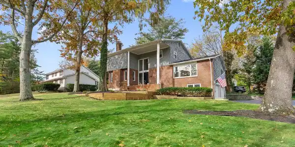 349 River Road