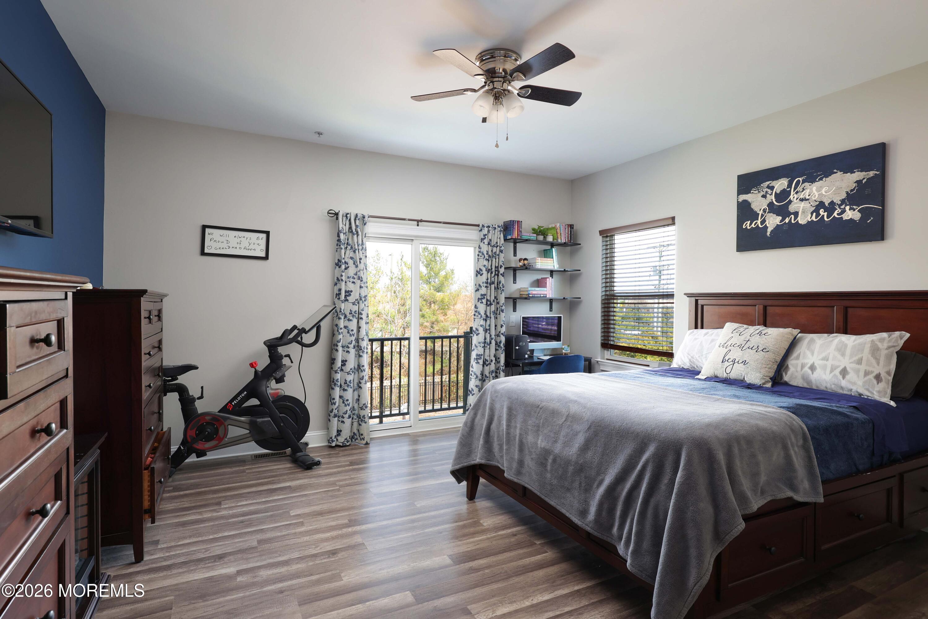 Image 4: Primary Suite