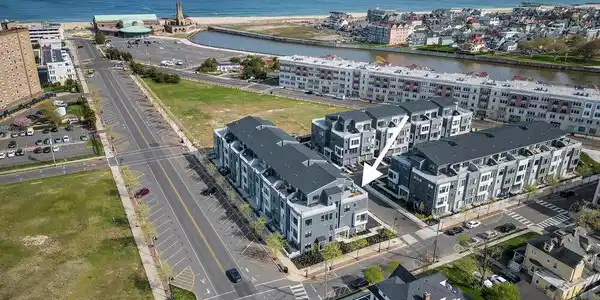 300 Asbury Avenue Unit 2