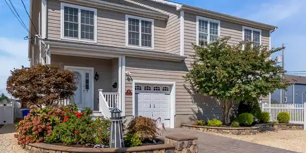 1827 Bay Boulevard Unit A