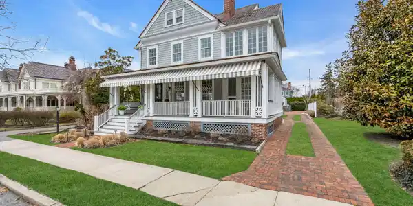206 Brighton Avenue