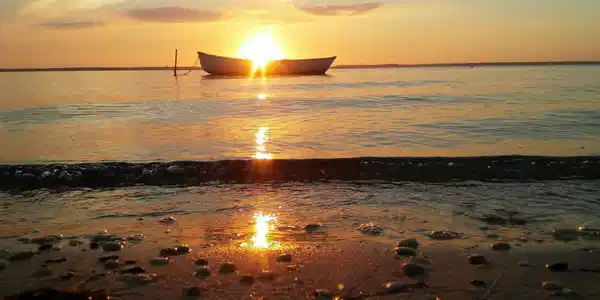 Image 4: Photo Sunset-Boat