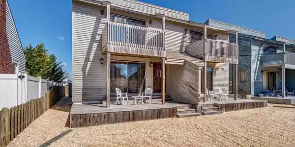 21 Brown Avenue Unit 1