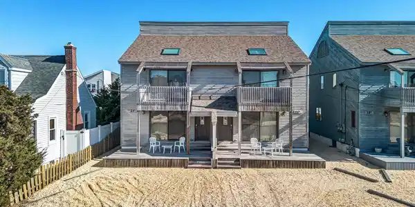 21 Brown Avenue