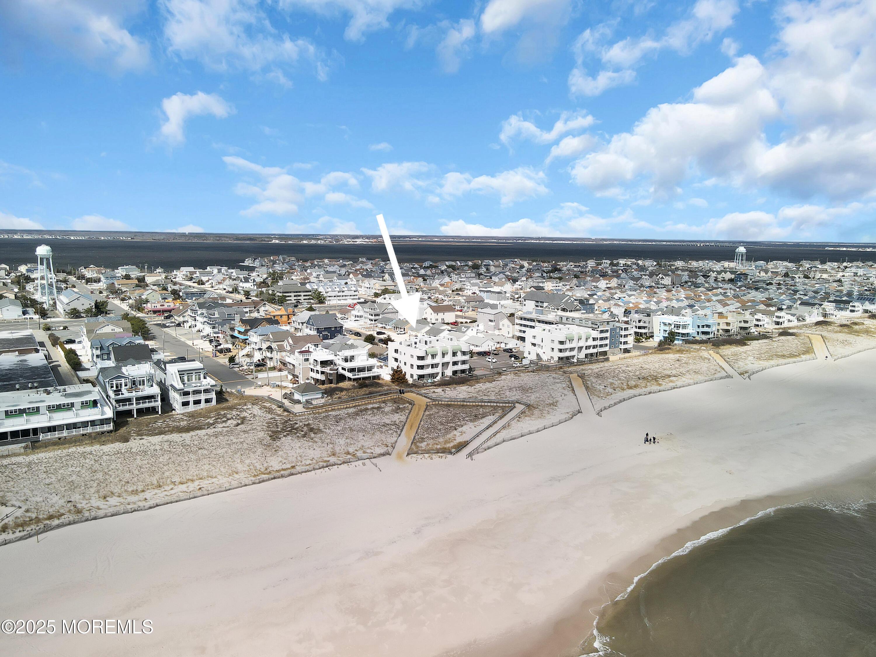 Image 2: 073_dji_0275_copy_826