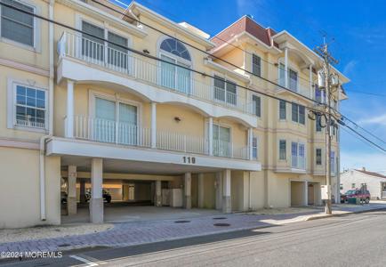 119 Dupont Avenue Unit 2A