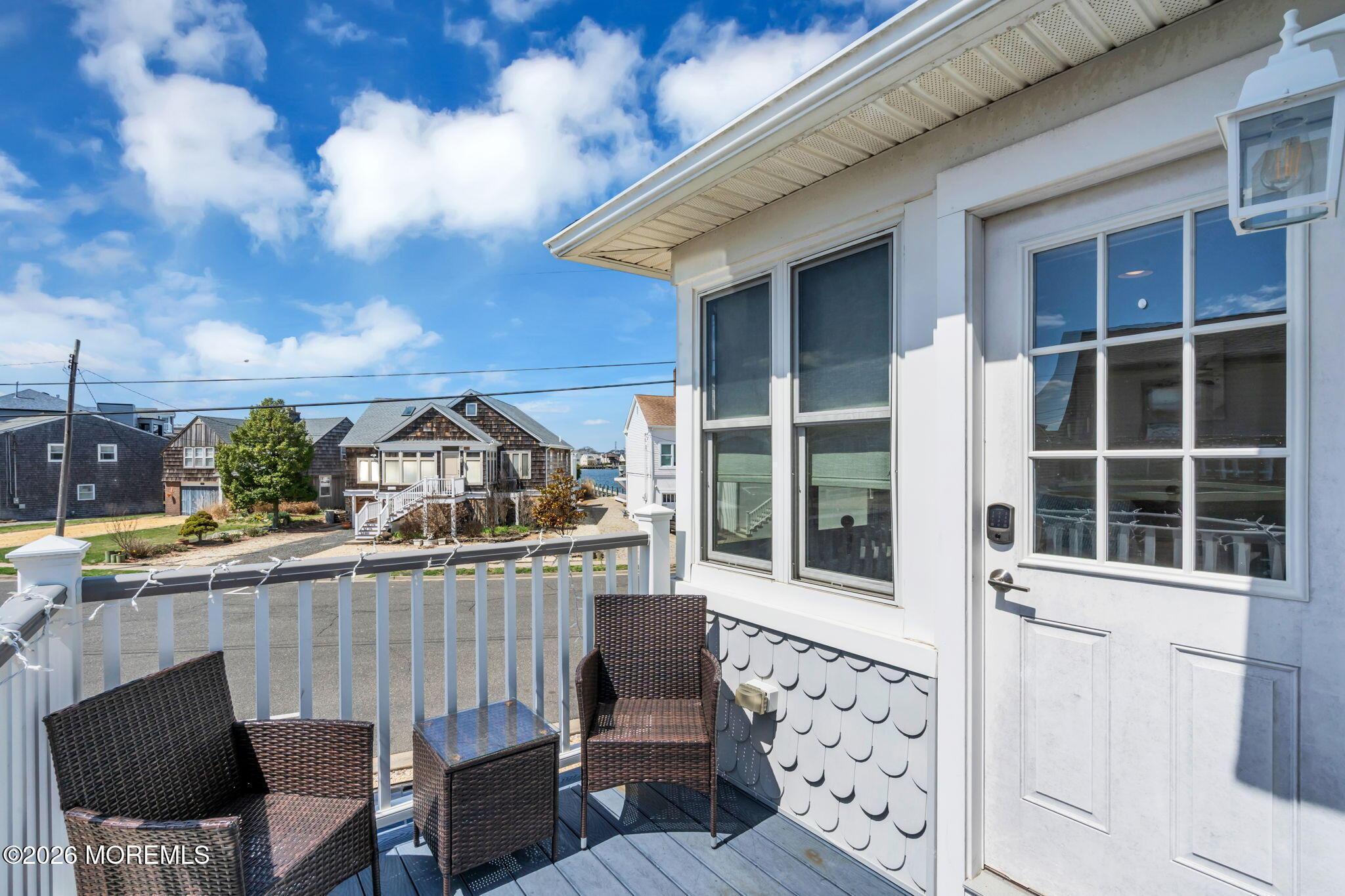 Image 4: 4-web-or-mls-DSC00371