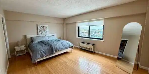 Image 3: 45OceanAve_69177_3