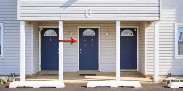 Image 3: Front Arrow