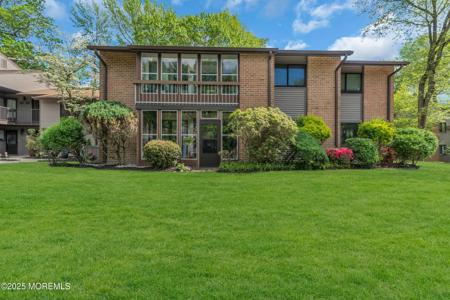 132 Lexington Court