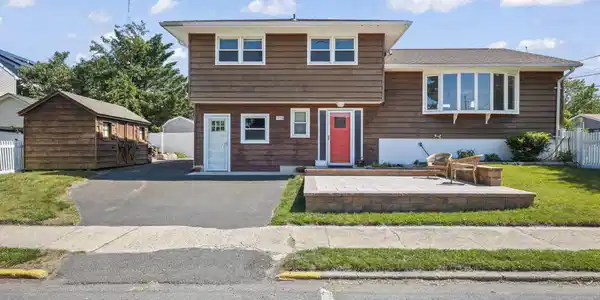 Image 2: 2-web-or-mls-LPM_59621716 Melrose photos