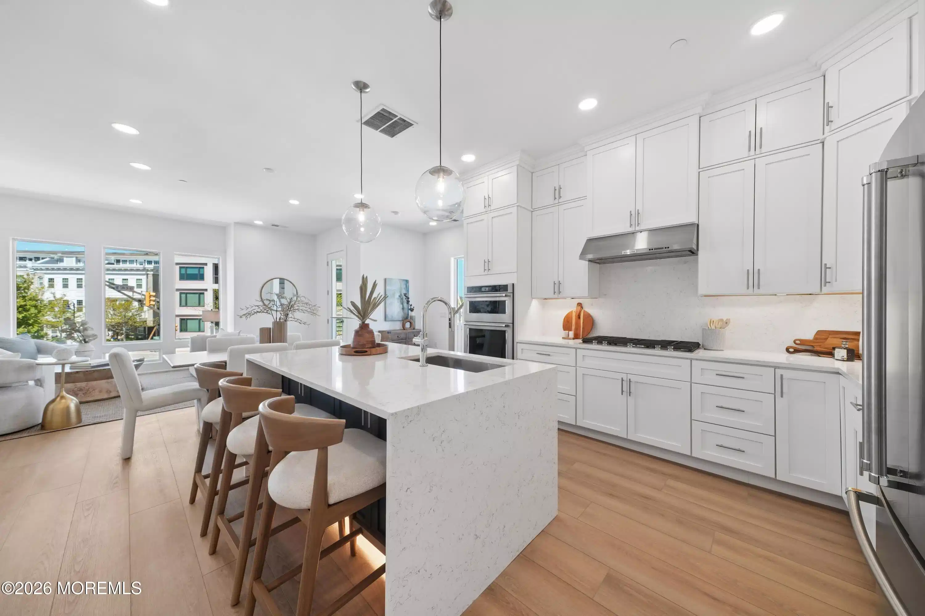 Image 1: Model Kitchen 2