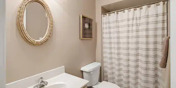 Image 4: 1st floor bathroom