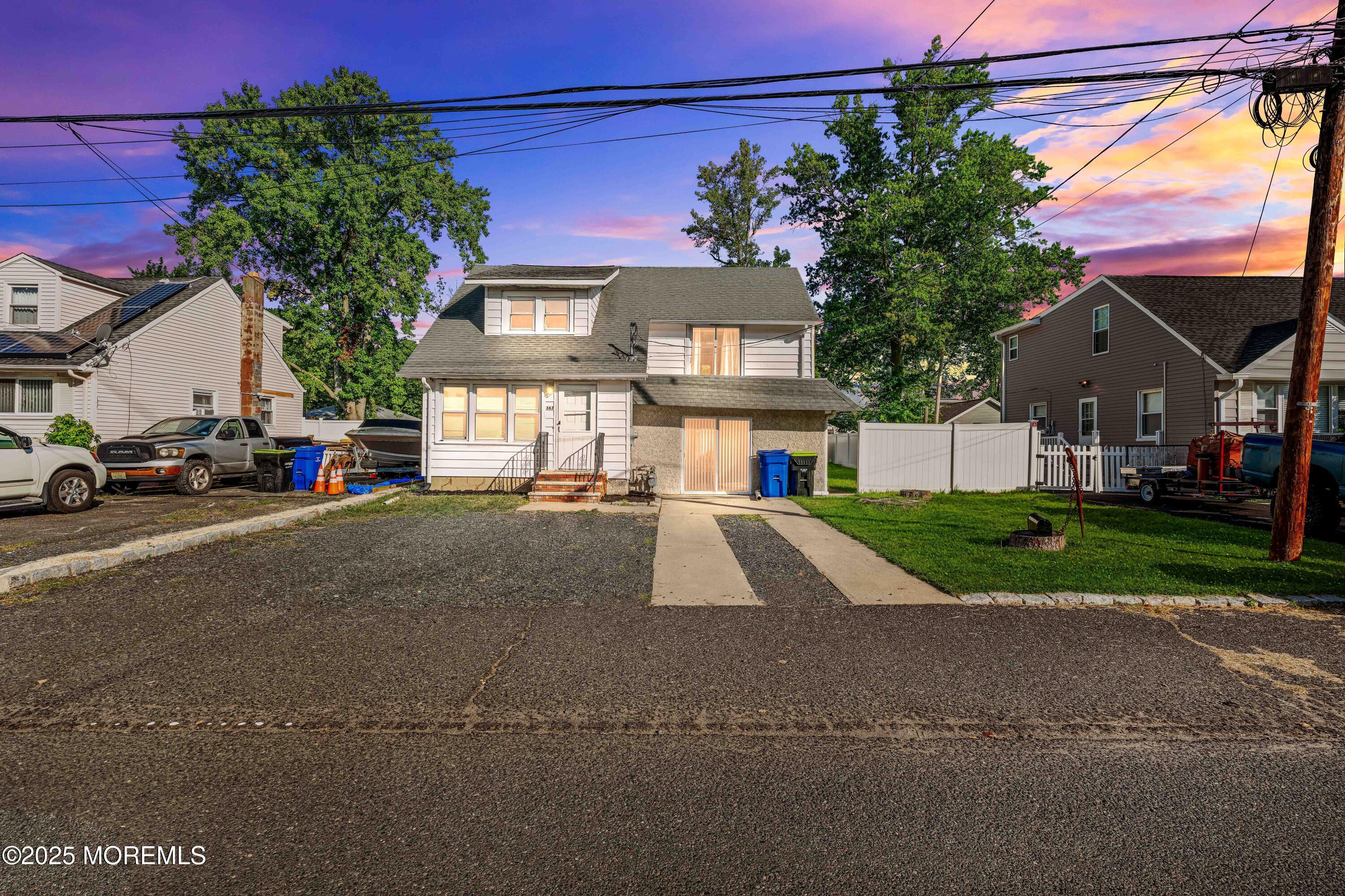 Image 1: 363 Ocean Blvd - Exterior VT-1