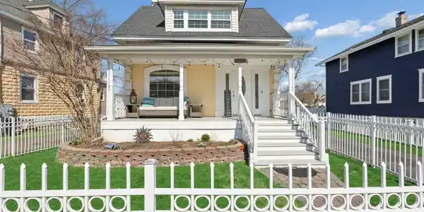 179 Edwards Avenue