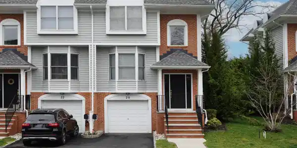 65 E River Road Unit 20