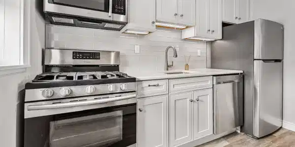 107 3rd Avenue Unit F2
