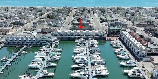 1000 N Bay Avenue Unit C7