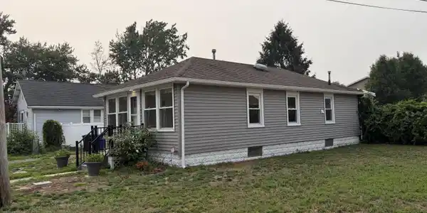 11 Cedar Avenue