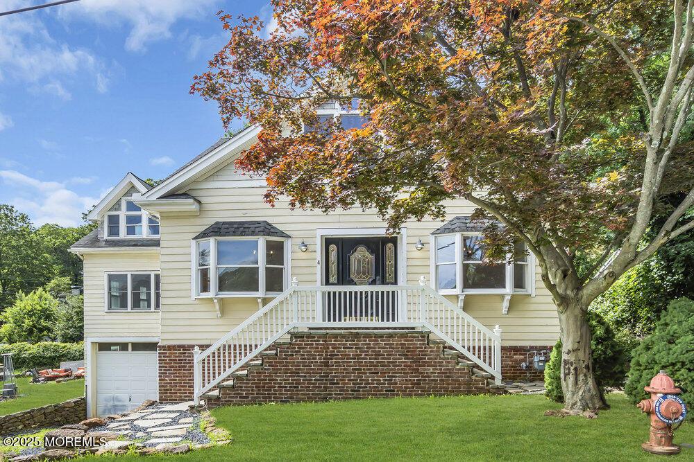 Image 3: Front of House