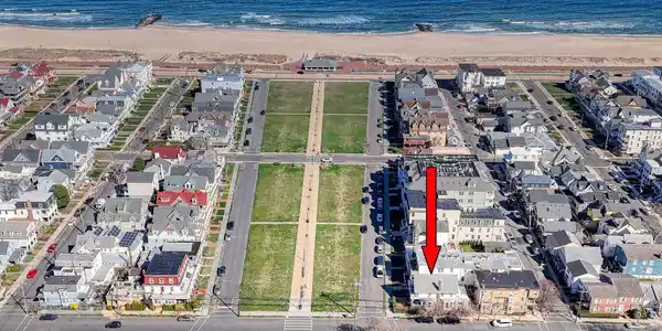 Image 4: 5-web-or-mls-DJI_20260408154739_0032_D_3