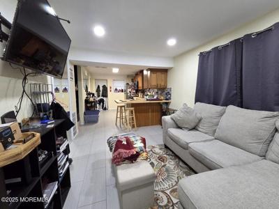 37 Beachway Avenue