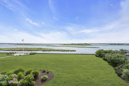 1540 Ocean Avenue Unit 15