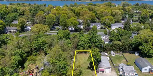 Image 3: 10-web-or-mls-DJI_20260504114604_0103_D-