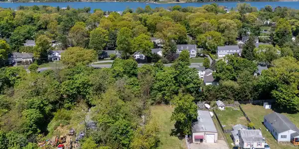 Image 4: 11-web-or-mls-DJI_20260504114604_0103_D-