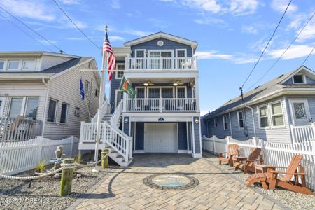 63 Farragut Avenue
