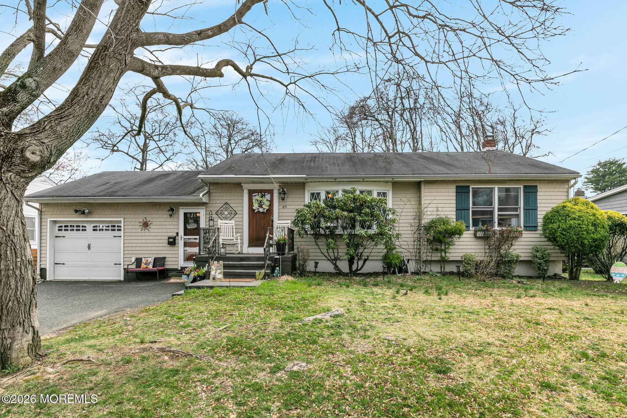 Image 2: 49 7th Street (38)