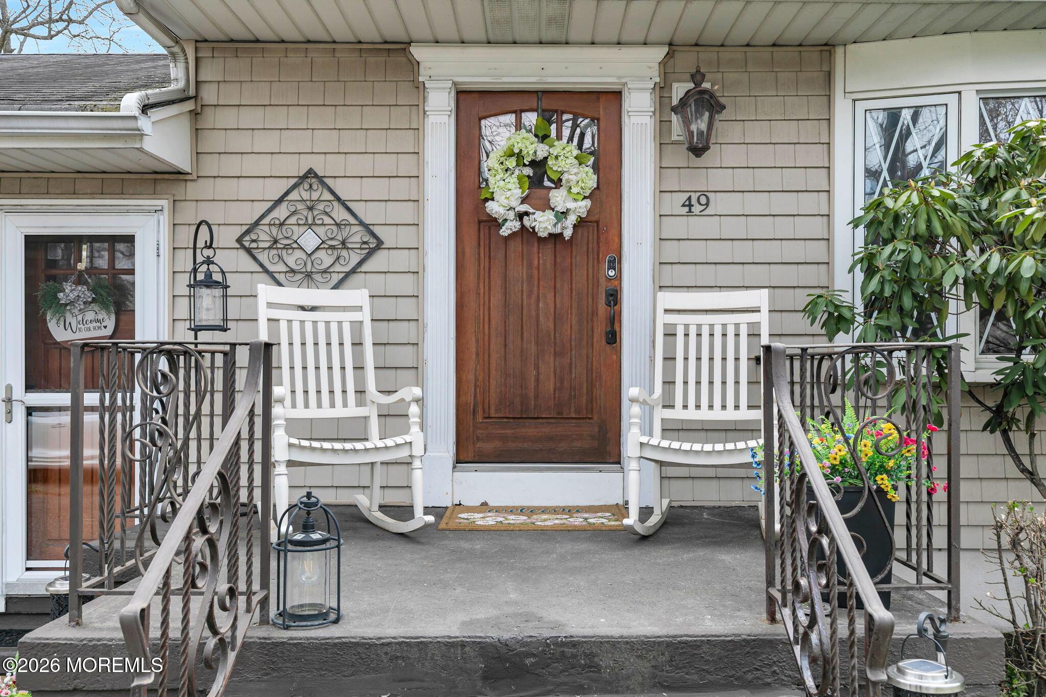 Image 4: 49 7th Street (40)
