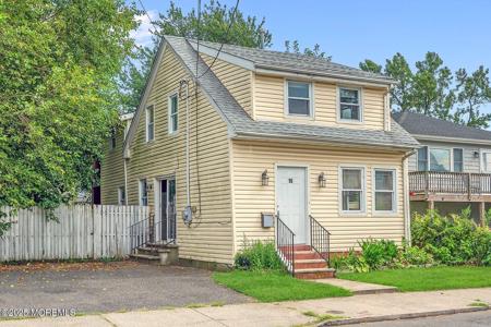 16 Bayview Avenue