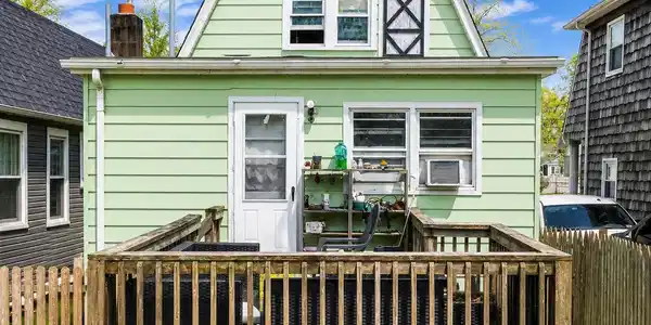 Image 2: 95 Ocean Ave.