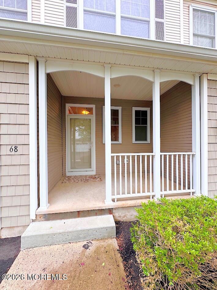 Image 3: 69 porch