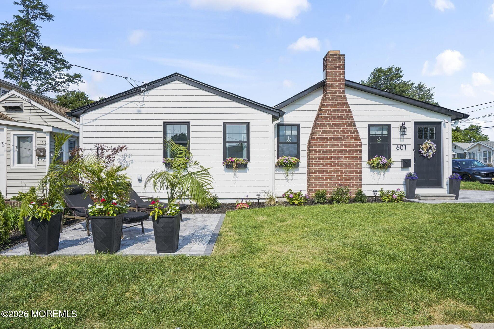 Image 2: 2-web-or-mls-DSC02976