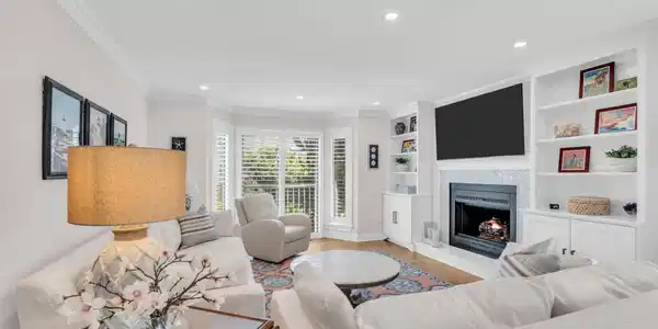 Image 4: Great Room