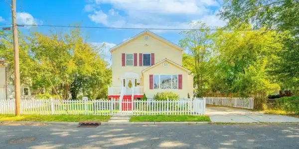 20 Gillette Street