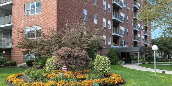 1615 Park Avenue Unit 3D