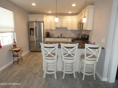 404 Bay Boulevard Unit 6