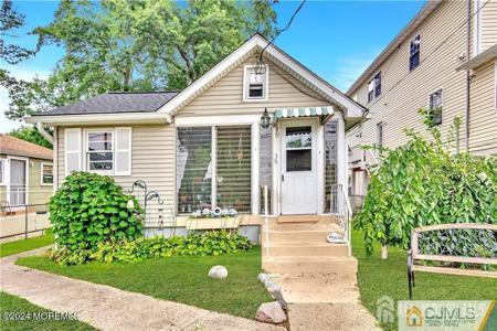 30 Shadyside Avenue